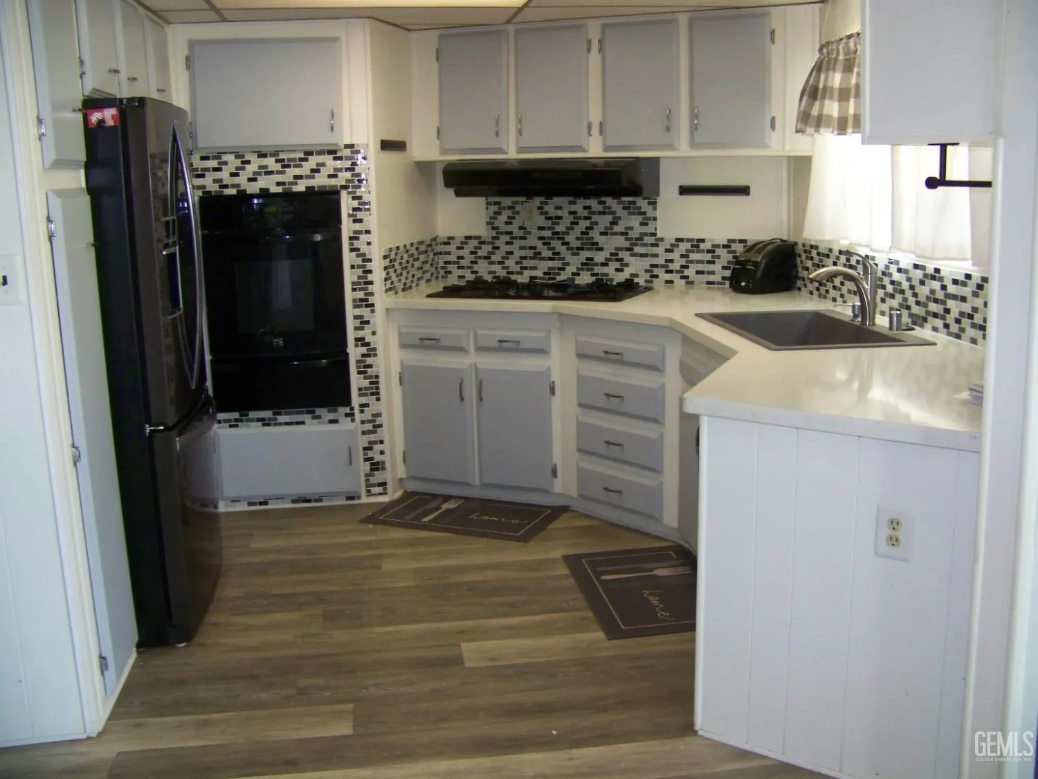 Bakersfield, California 93301, United States, 2 Bedrooms Bedrooms, ,2 BathroomsBathrooms,Residential,Active,90173