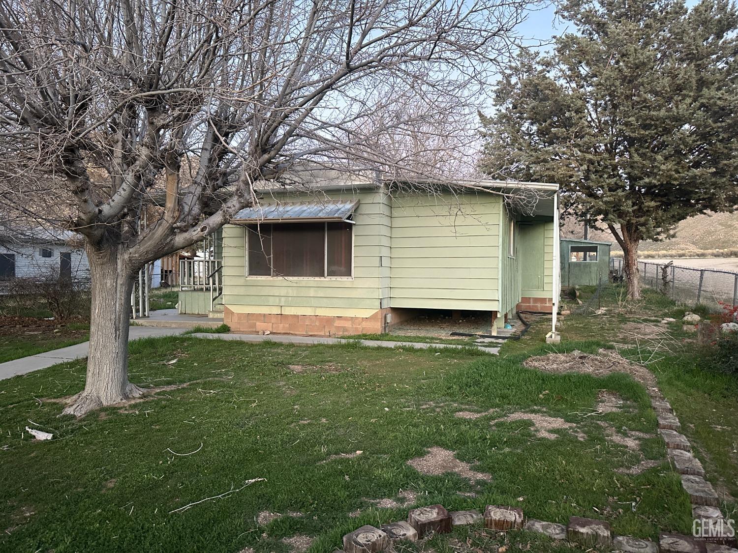 Listing image 1