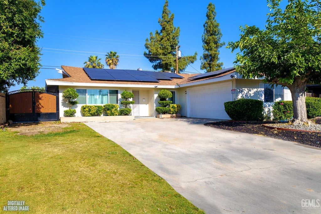Photo of 0 3201 Durrwood Street, Bakersfield, CA 93304 (MLS # 202606892)