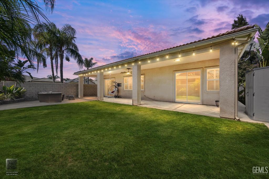 Photo of 9313 Via Parma, Bakersfield, CA 93312 (MLS # 202602641)