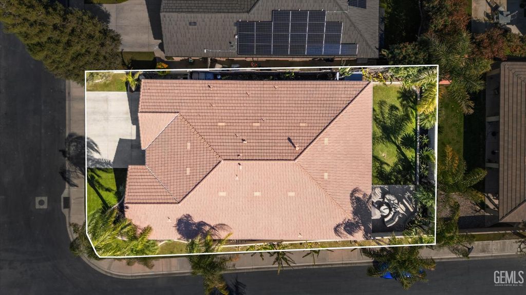 Photo of 9313 Via Parma, Bakersfield, CA 93312 (MLS # 202602641)