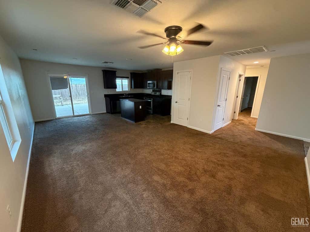 Photo of 5725 Winnipeg Drive, Bakersfield, CA 93313 (MLS # 202607725)