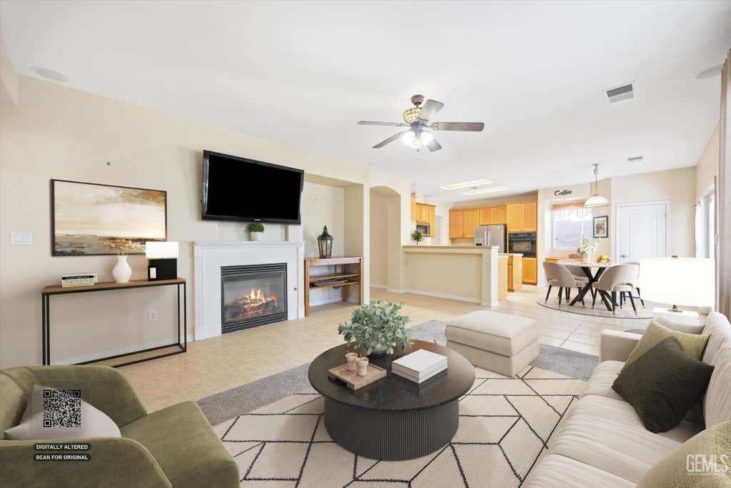 Photo of 6404 Canyon Falls Lane, Bakersfield, CA 93312 (MLS # 202608772)