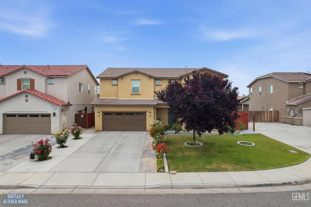 Photo of 7309 Glitter Way, Bakersfield, CA 93313 (MLS # 202604028)