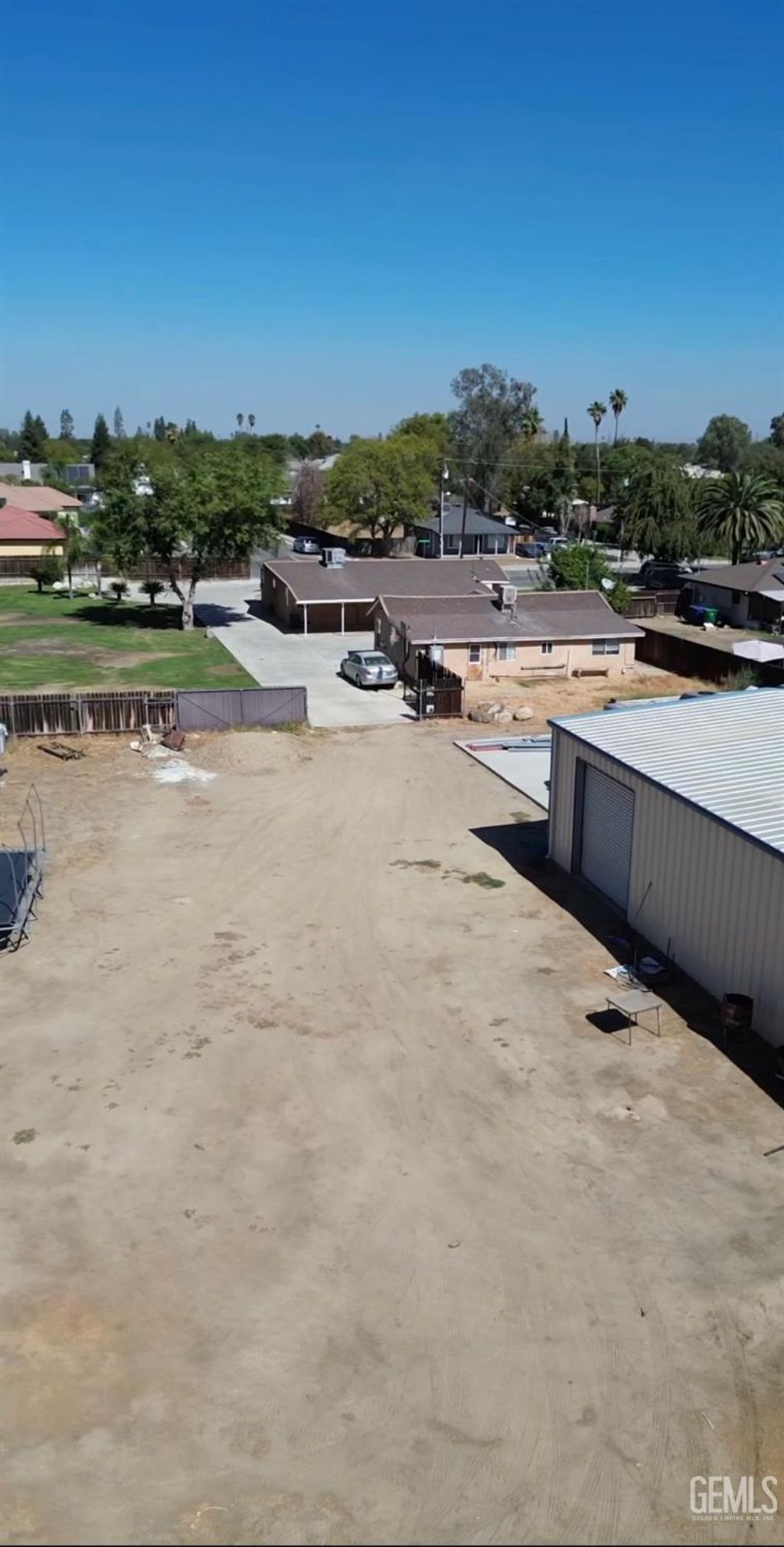 Photo of 10931 Shellabarger Road, Bakersfield, CA 93312 (MLS # 202513773)