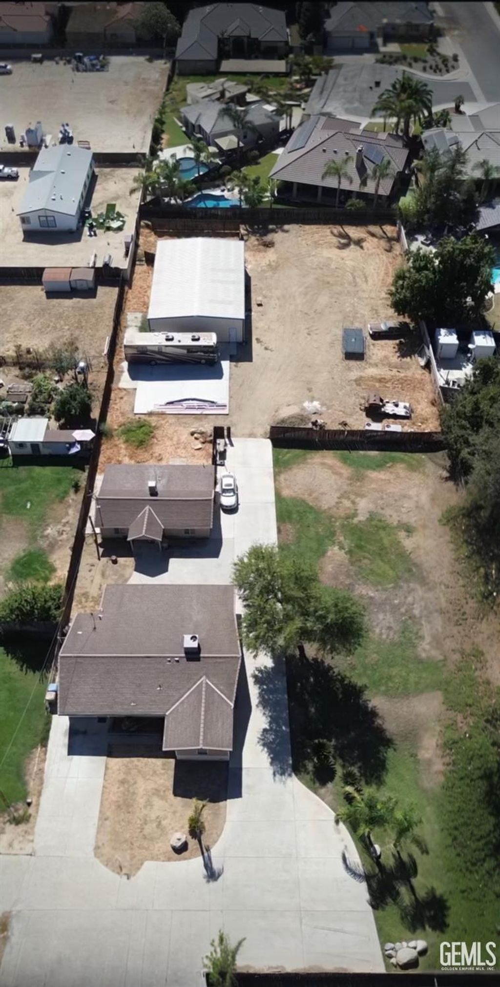 Photo of 10931 Shellabarger Road, Bakersfield, CA 93312 (MLS # 202513773)