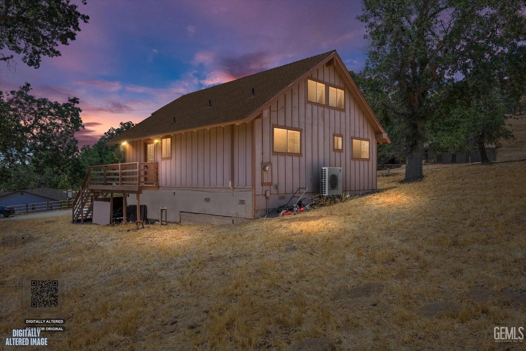 Photo of 24220 Arroyo Court, Tehachapi, CA 93561 (MLS # 202608730)
