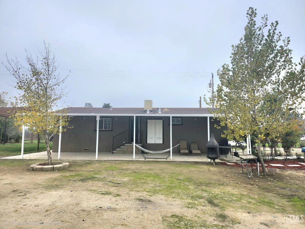 Photo of 5233 Noble Street, Bakersfield, CA 93314 (MLS # 202513387)