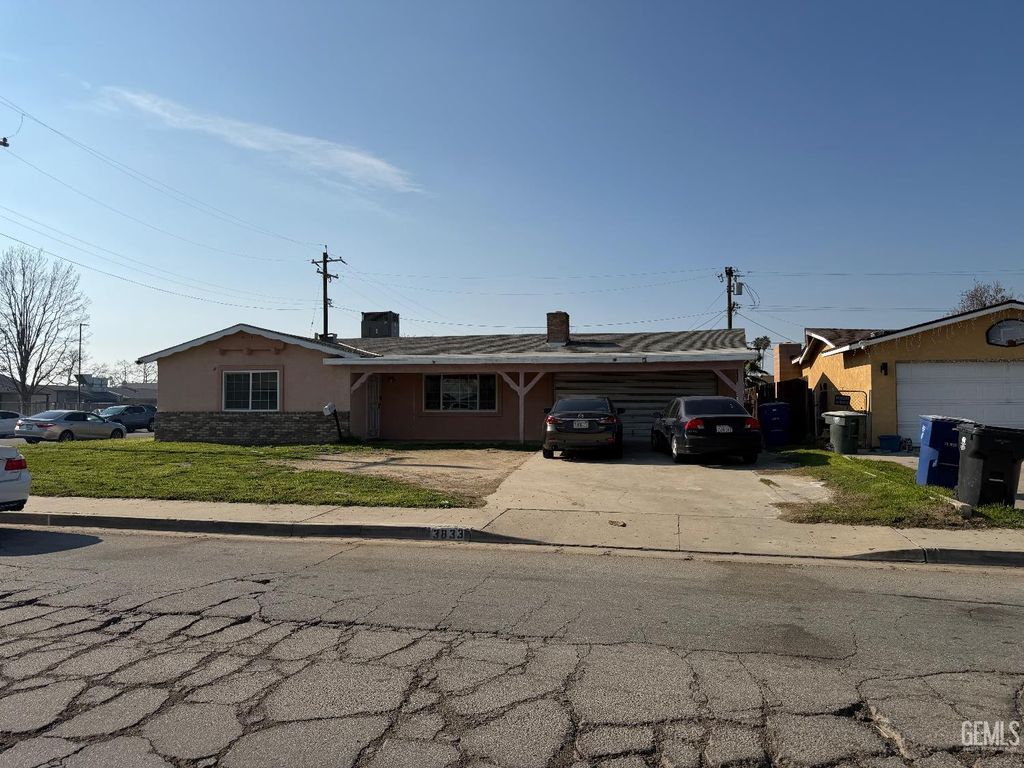 Photo of 3833 Monitor Street, Bakersfield, CA 93304 (MLS # 202600545)