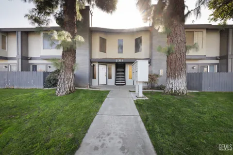 2311 Planz Road Unit 5, Bakersfield, CA 93304 - MLS#: 202500797