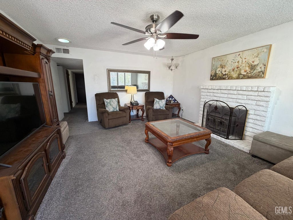 Photo of 2005 Avondale Drive, Bakersfield, CA 93306 (MLS # 202610360)