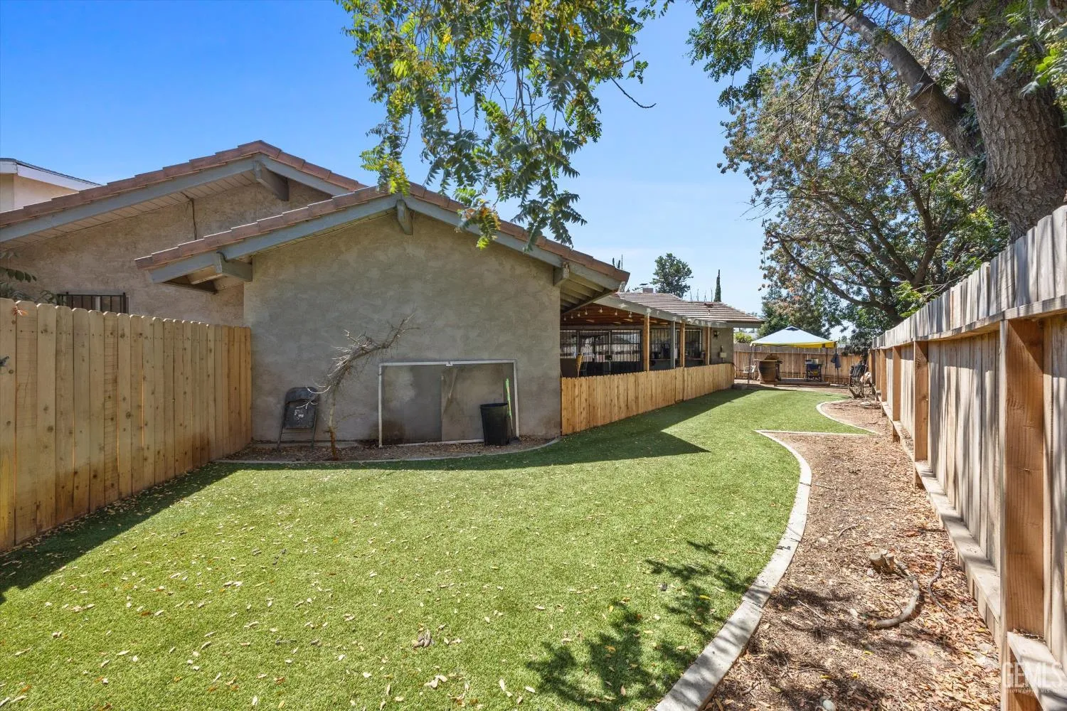 Bakersfield, California 93309, United States, 3 Bedrooms Bedrooms, ,2 BathroomsBathrooms,Residential,Active,195869