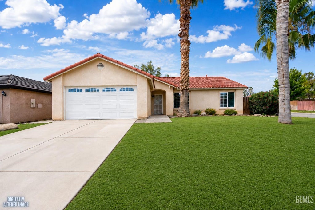 Photo of 11008 Camino La Paz, Bakersfield, CA 93306 (MLS # 202605730)