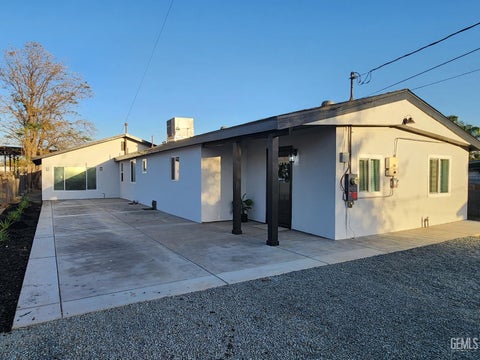 Photo of 2220 Dean Avenue, Bakersfield, CA 93312 (MLS # 202610974)
