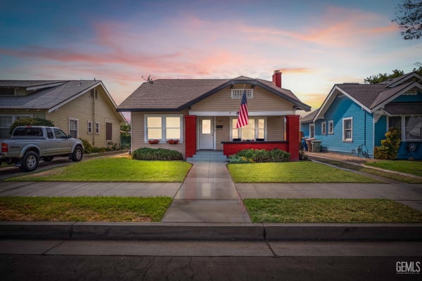 319 G ST, BAKERSFIELD, CA 93304 - Image 8105cdcf6f1e2efe812bb20c5f70d75d/3222369244