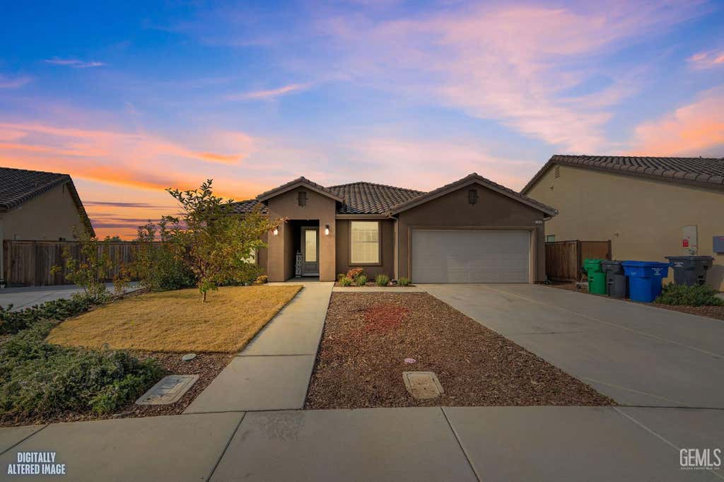 Photo of 3415 Falling Brook Lane, Shafter, CA 93263 (MLS # 202608104)