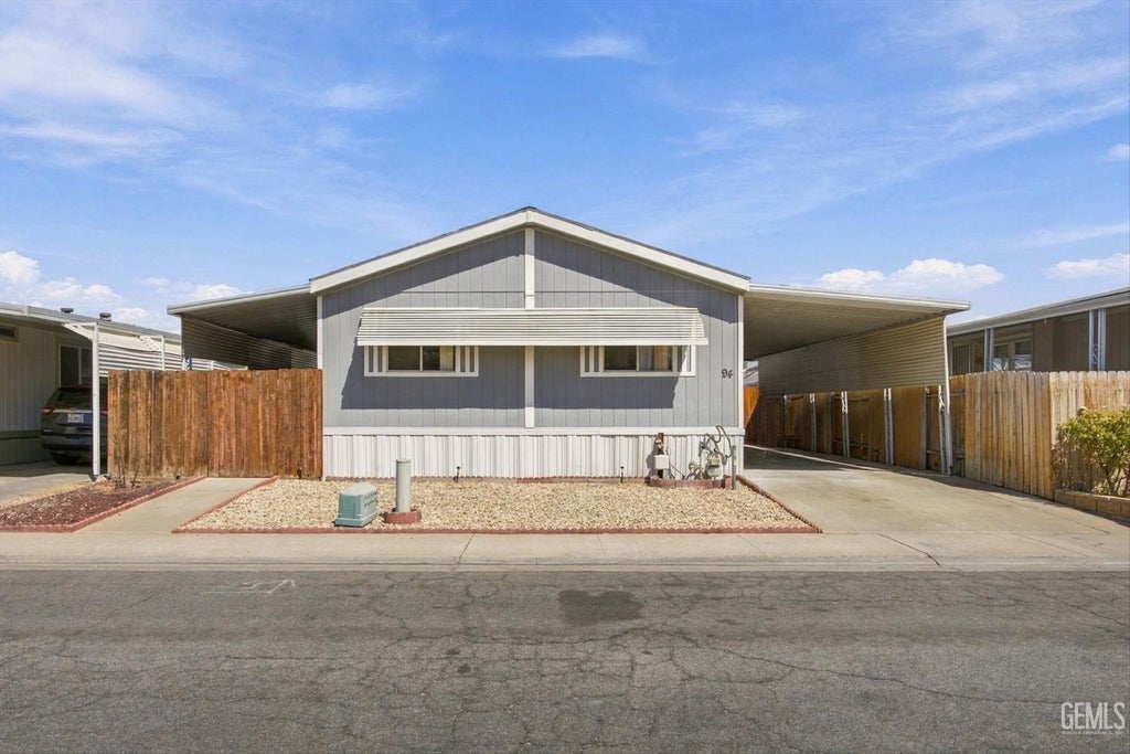 Photo of 1301 Taft Highway #94, Bakersfield, CA 93307 (MLS # 202610288)