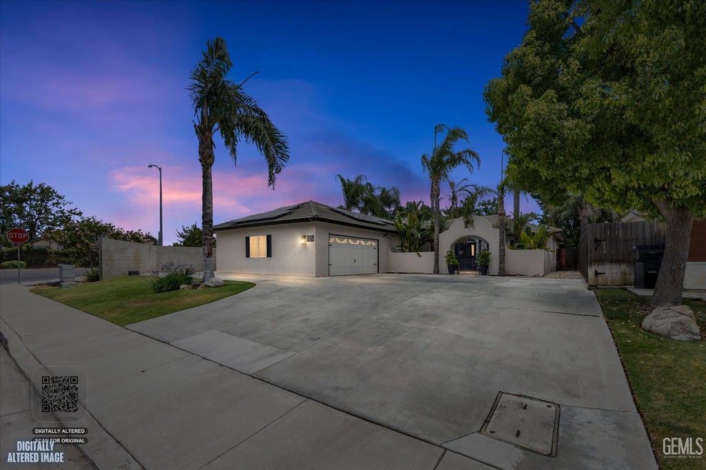 Photo of 4908 Polo Club Drive, Bakersfield, CA 93312 (MLS # 202607035)