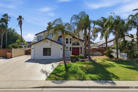 Photo of 509 Reed Street, Bakersfield, CA 93314 (MLS # 202606524)