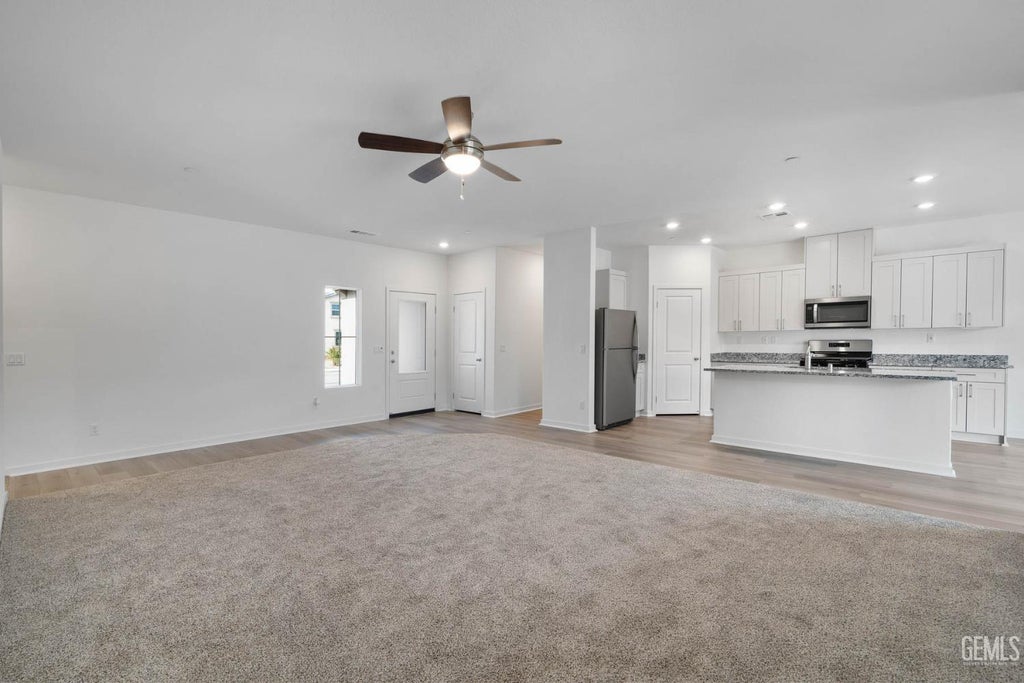 Photo of 1213 Acala Court, Shafter, CA 93263 (MLS # 202609756)