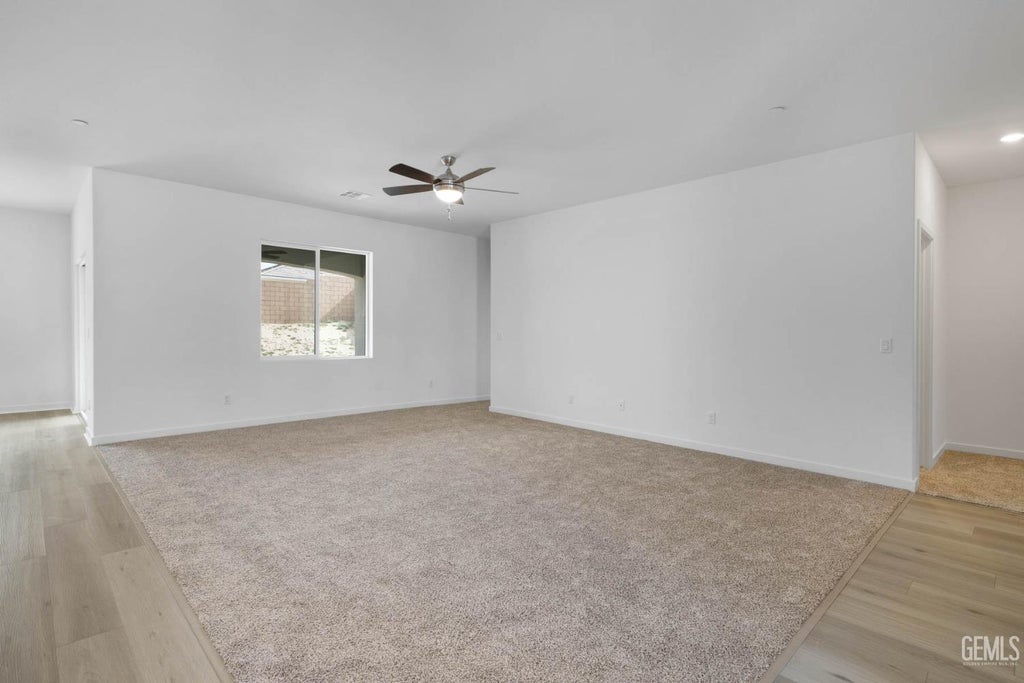 Photo of 1213 Acala Court, Shafter, CA 93263 (MLS # 202609756)