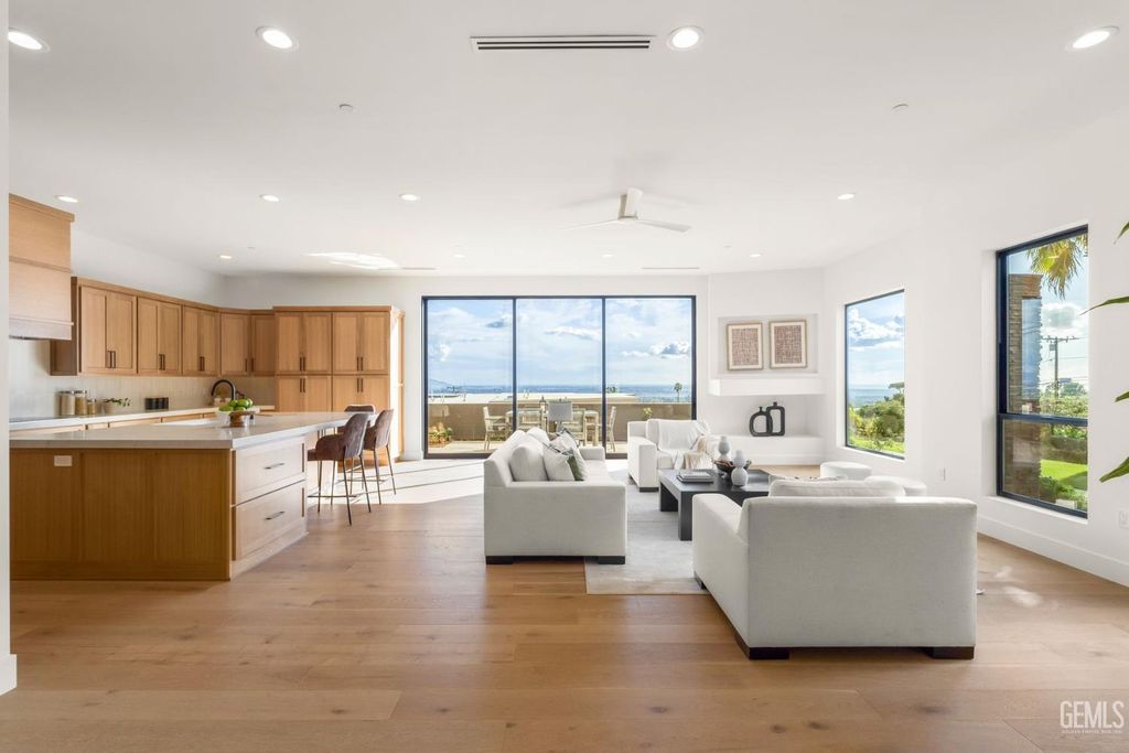 Photo of 890 Via Ondulando, Ventura, CA 93003 (MLS # 202512865)