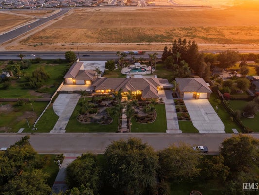 17041 ANELURA CT, BAKERSFIELD, CA 93314 - Image 8d7b80ca543bf17fbea9a29cf33be66c/2022613811