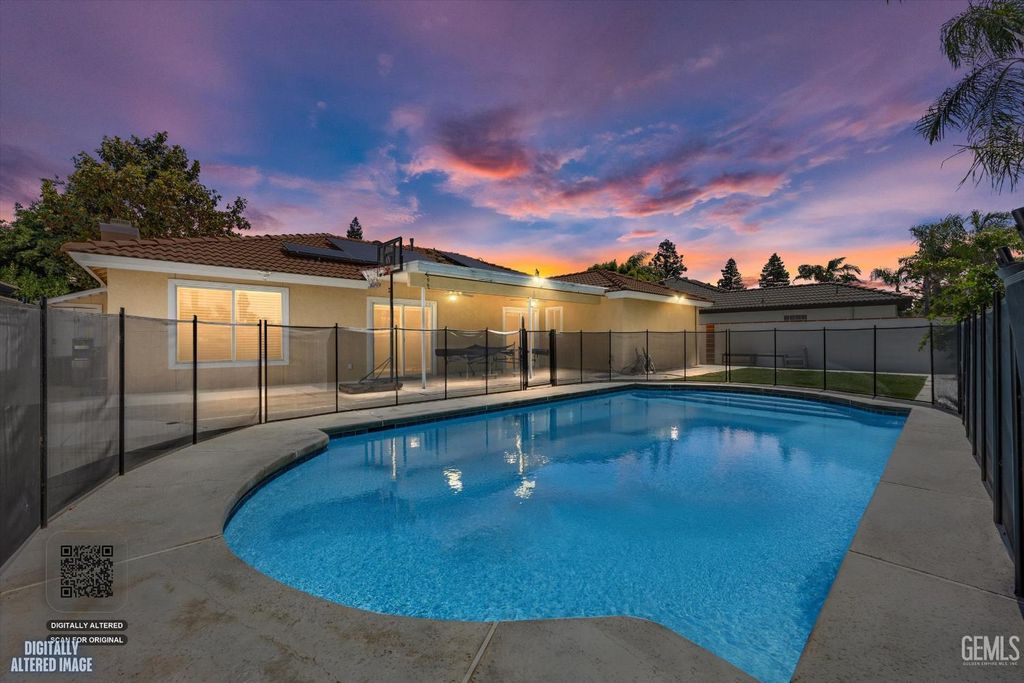 Photo of 10721 Loughton Avenue, Bakersfield, CA 93311 (MLS # 202604887)