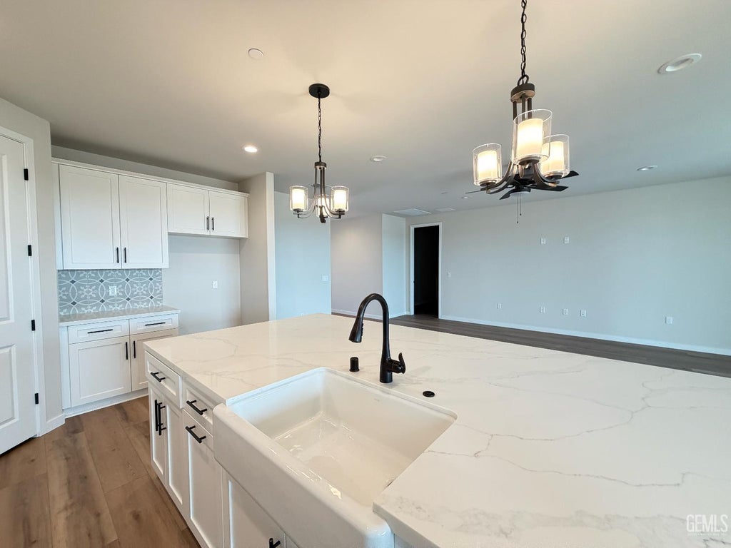 Photo of 11035 Alcazar Avenue, Bakersfield, CA 93311 (MLS # 202607897)