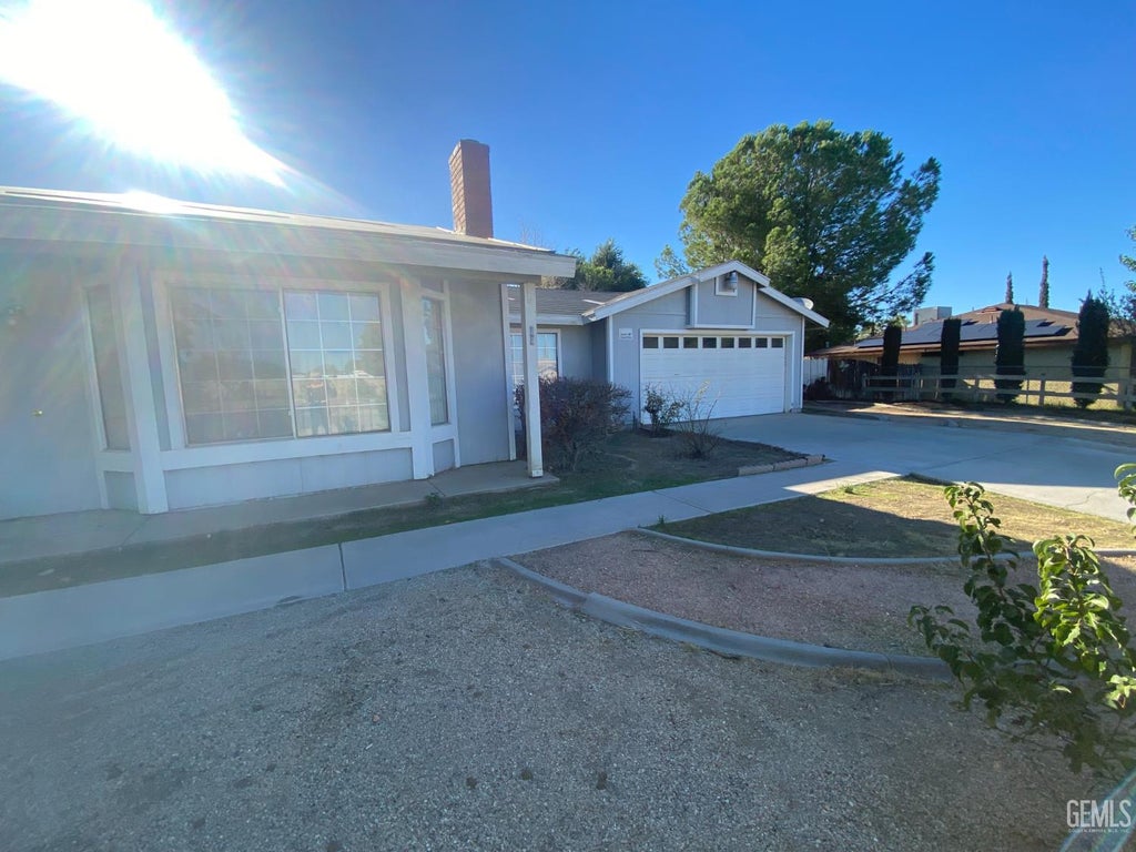 Photo of 36841 96th Street, Littlerock, CA 93543 (MLS # 202609931)