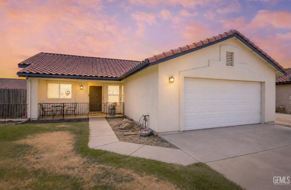 413 MIDNIGHT CT, BAKERSFIELD, CA 93307 - Image 90f00a7fe517a6da875c1c9448bbab54/1843312392