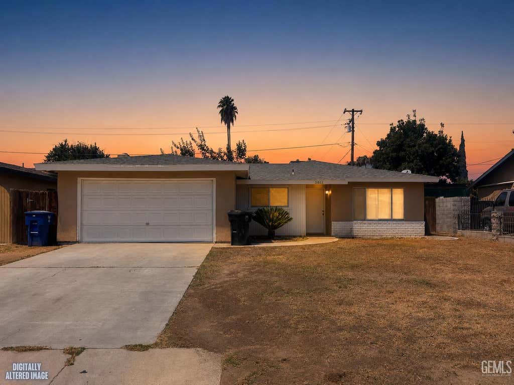 Photo of 5805 Midas Street, Bakersfield, CA 93307 (MLS # 202608731)