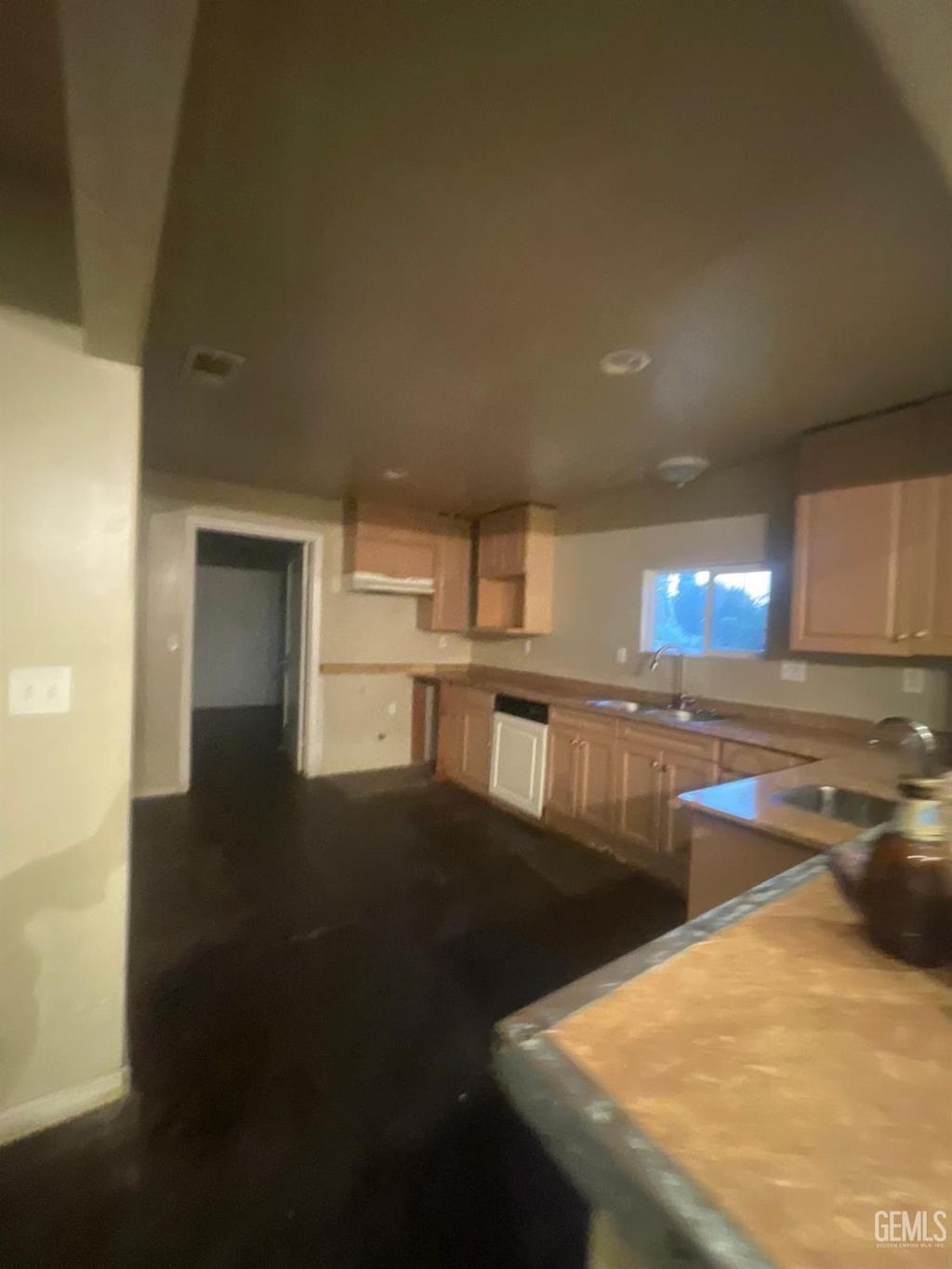 Photo of 418 Olive Street, Bakersfield, CA 93304 (MLS # 202600738)