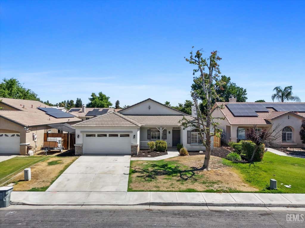 Photo of 7112 Slickrock Drive, Bakersfield, CA 93313 (MLS # 202606330)