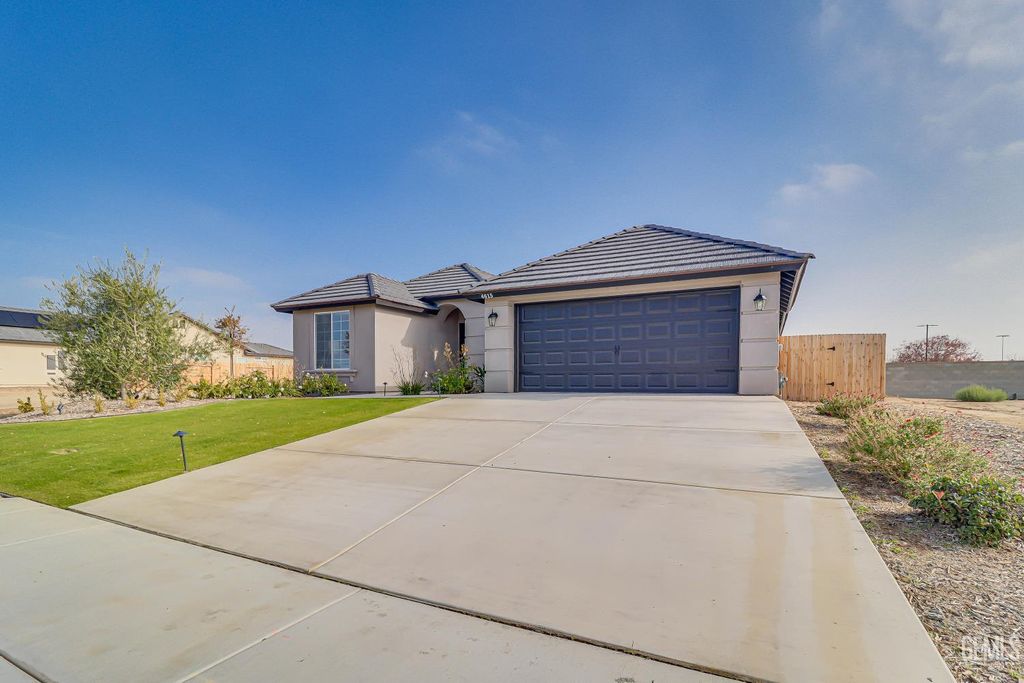 Photo of 4614 Dry Port Way, Bakersfield, CA 93306 (MLS # 202600888)