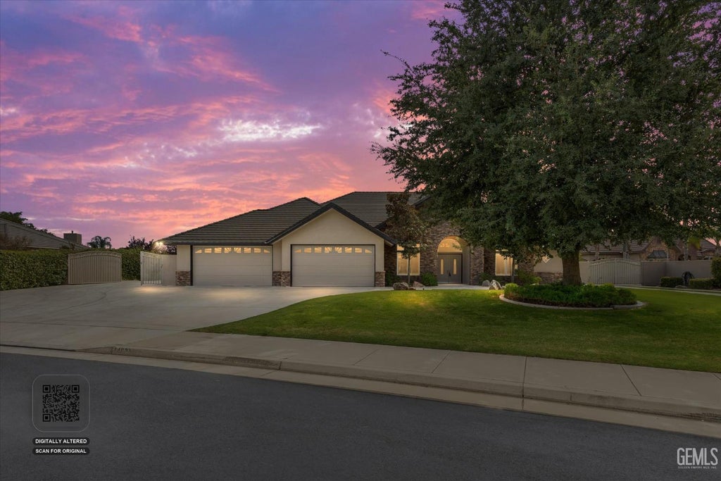 Photo of 14637 Tribute Way WAY, Bakersfield, CA 93314 (MLS # 202609749)