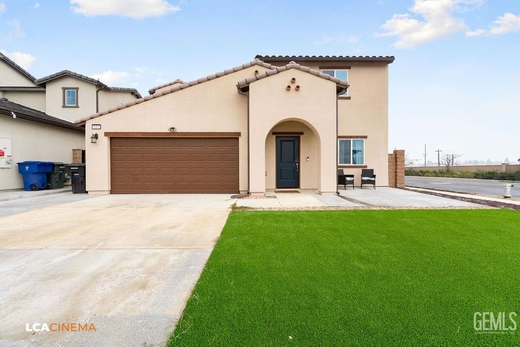 Photo of 11112 Pasto Way, Bakersfield, CA 93306 (MLS # 202609235)