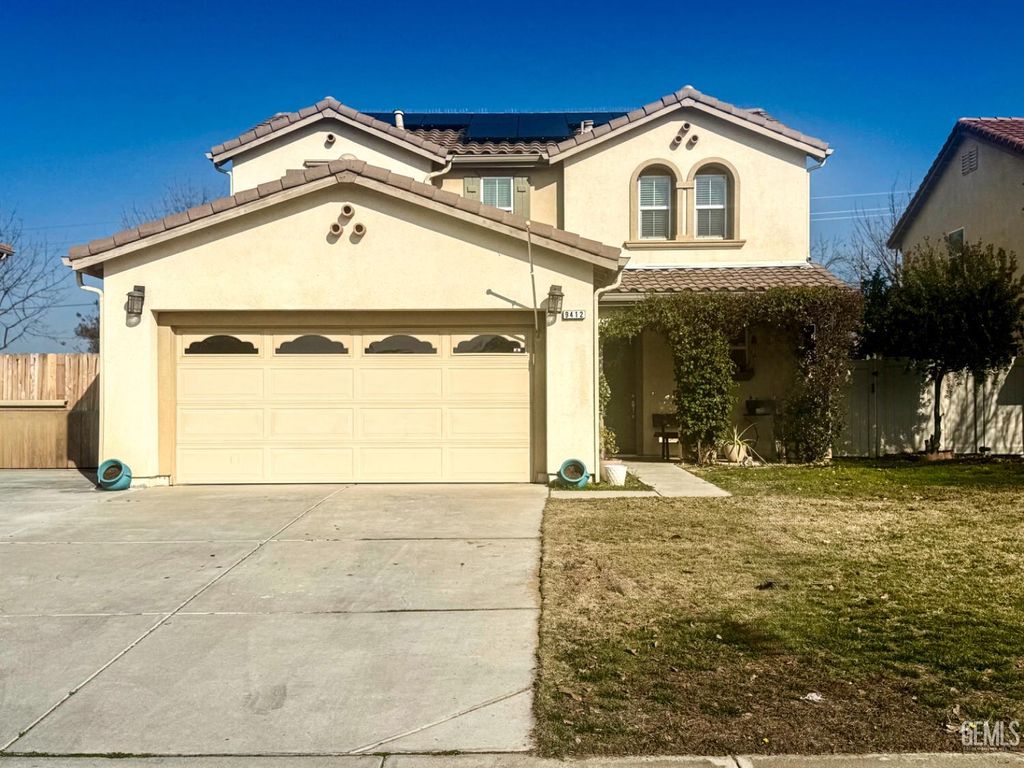 Photo of 9412 Poseidon Street, Bakersfield, CA 93306 (MLS # 202603694)