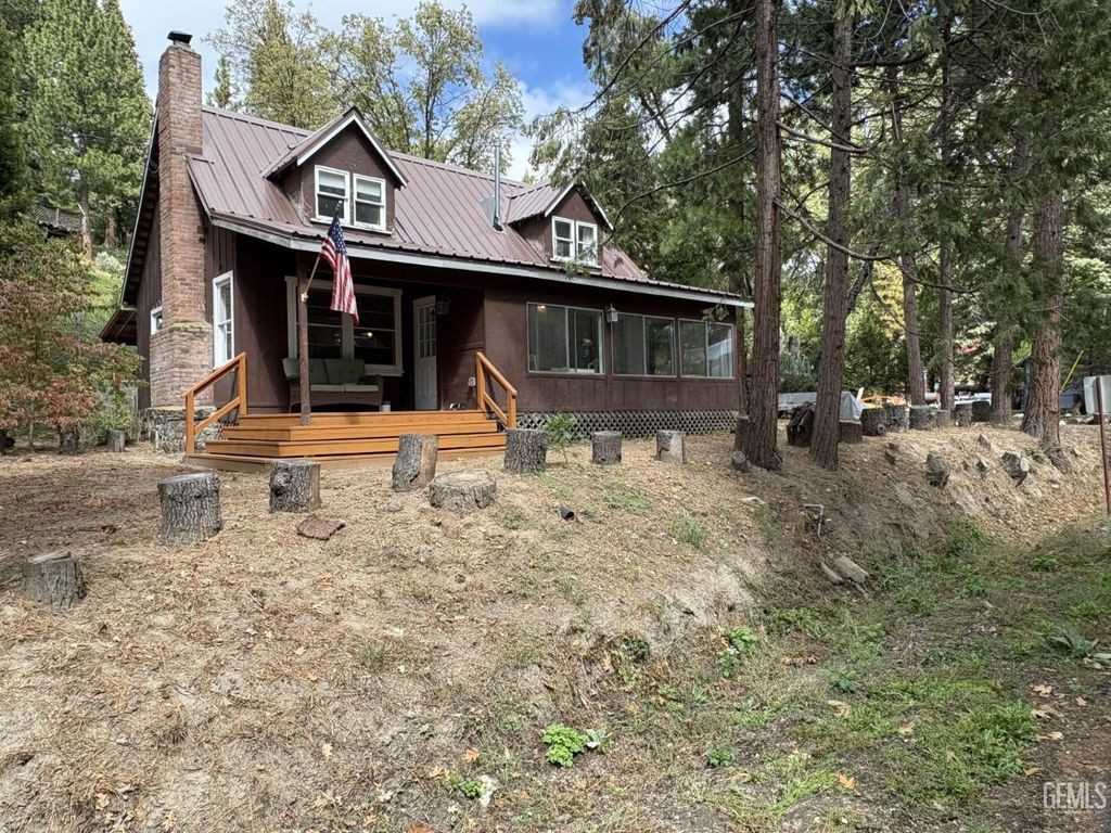 Photo of 45846 Booth Avenue, Posey, CA 93260 (MLS # 202511341)