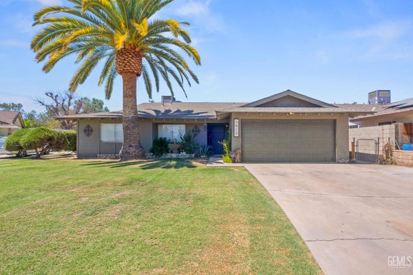 3417 DELL CT, BAKERSFIELD, CA 93304 - Image 9ace3caffa375695a5c19ddc12b92d80/3442907579