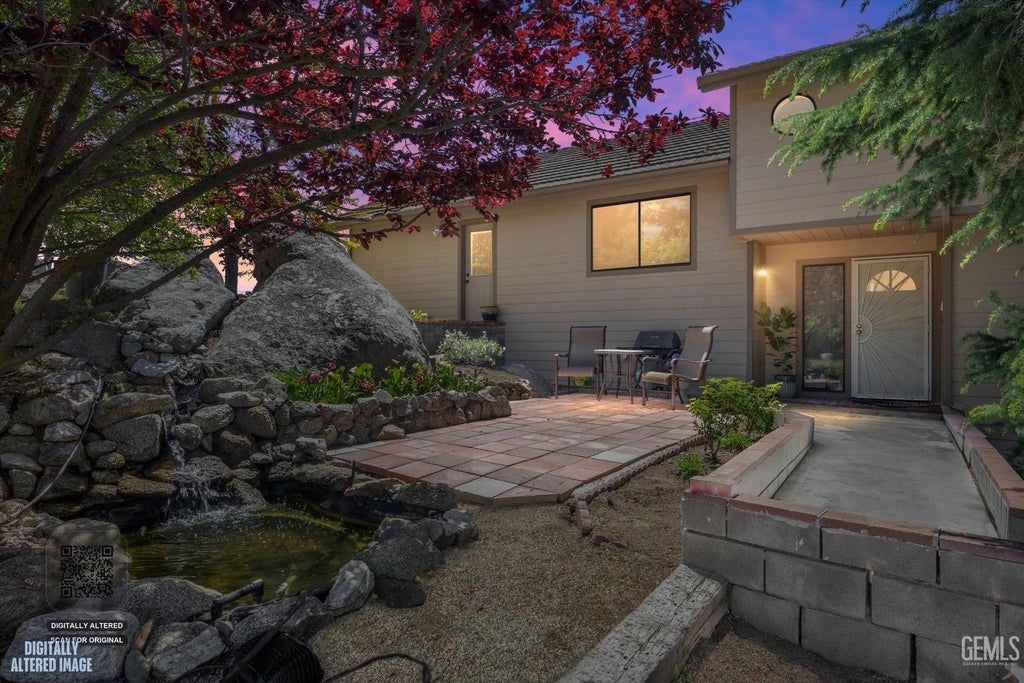 Photo of 27020 Barkes Way, Tehachapi, CA 93561 (MLS # 202604062)