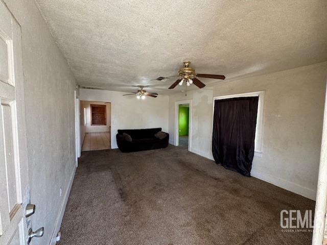 Photo of 202 Moneta Avenue, Bakersfield, CA 93308 (MLS # 202609909)