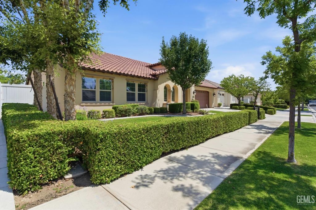 Photo of 12706 Stillbrook Drive, Bakersfield, CA 93311 (MLS # 202600785)