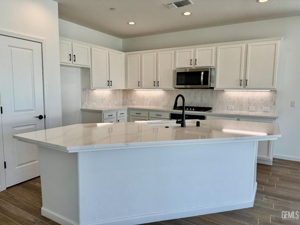 Photo of 2404 Addlington Street, Bakersfield, CA 93311 (MLS # 202511134)