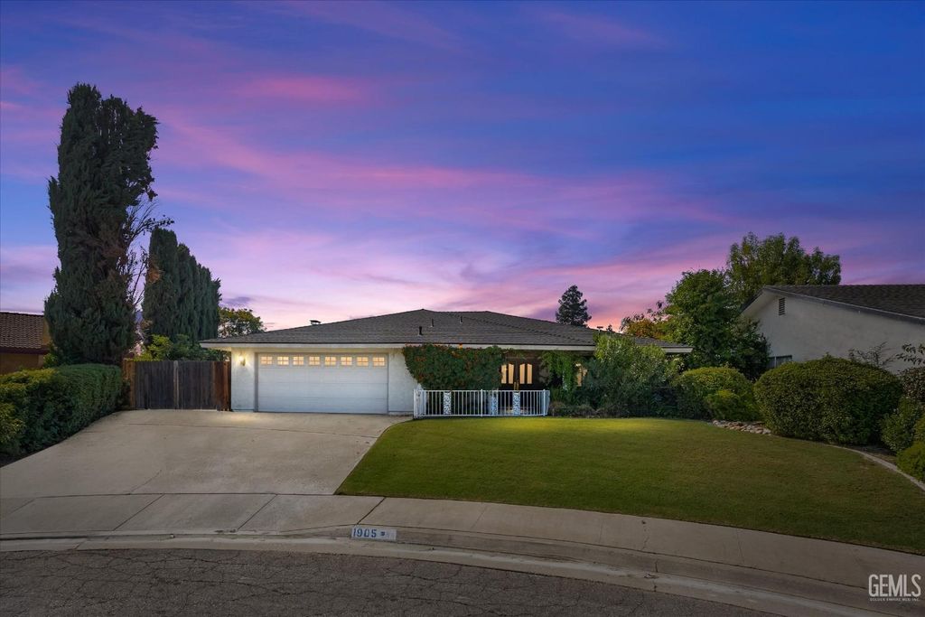 Photo of 1905 Midvale Court, Bakersfield, CA 93309 (MLS # 202512110)