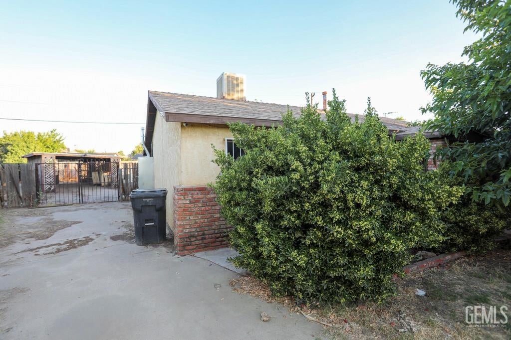 Photo of 7913 Jay Street, Lamont, CA 93241 (MLS # 202605700)