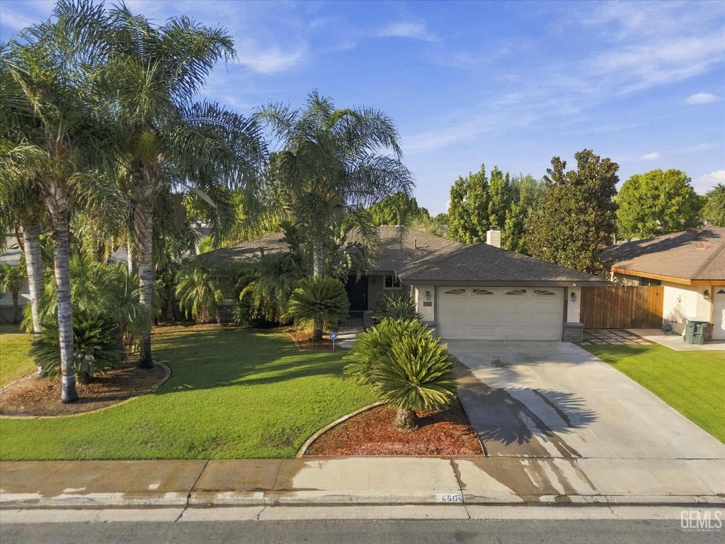 Photo of 6504 Chewacan Drive, Bakersfield, CA 93309 (MLS # 202610198)