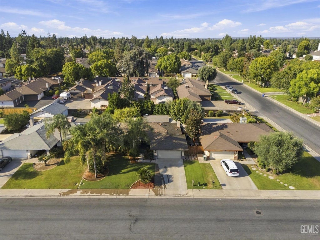Photo of 6504 Chewacan Drive, Bakersfield, CA 93309 (MLS # 202610198)