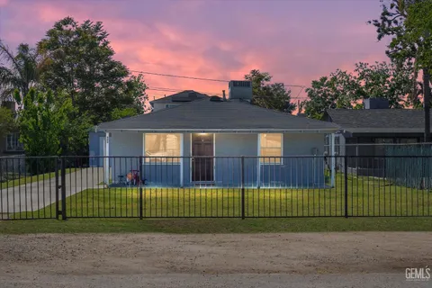 809 Irvin Street, Bakersfield, CA 93304 - MLS#: 202504416