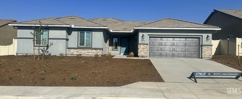 Photo of 5123 Beaverhead Avenue, Bakersfield, CA 93306 (MLS # 202609523)